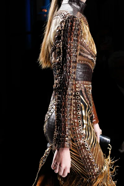 Look 122